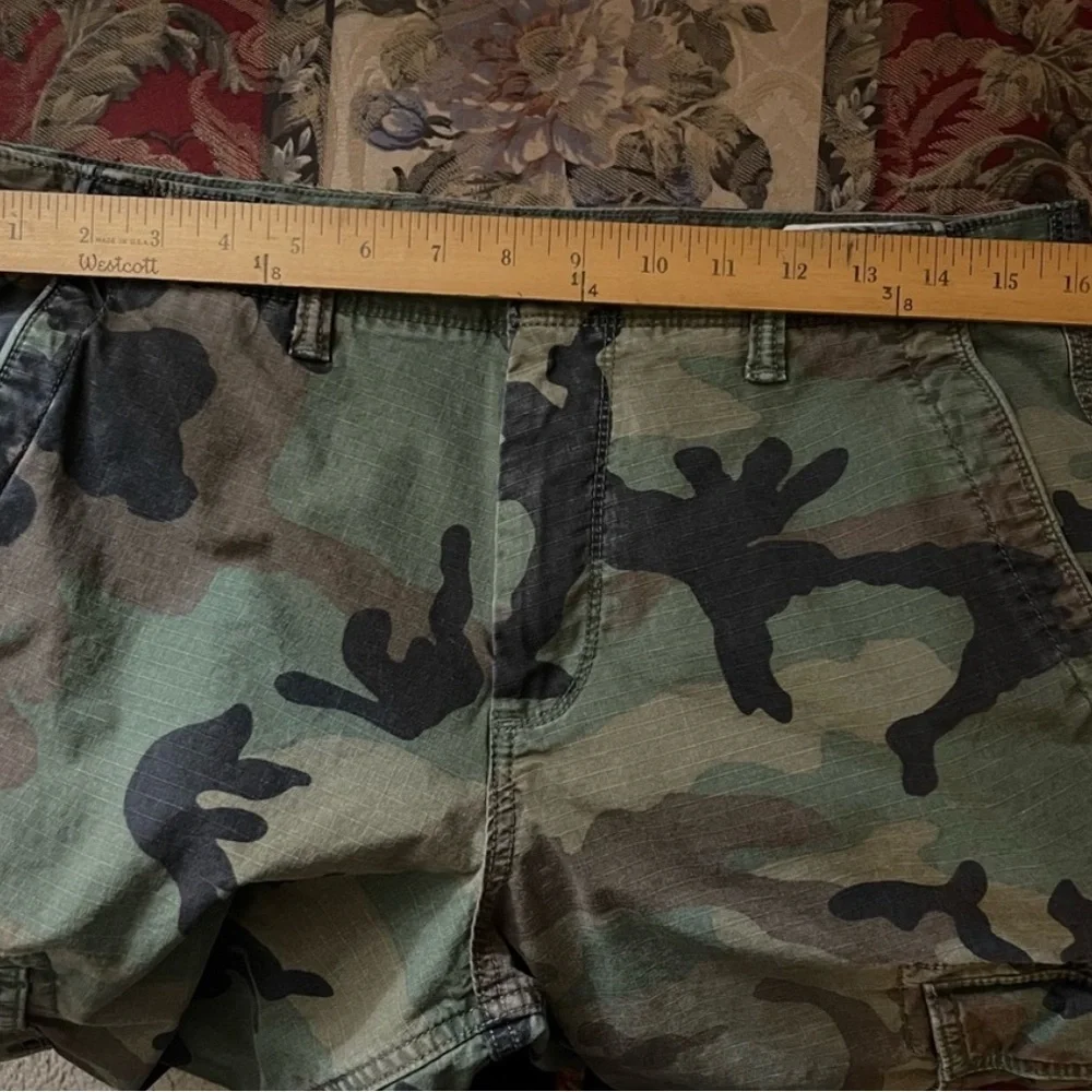 GAP Cargo Pants Slim Taper - Camo. Mens: Tag 33X30 Fits 33X29 - Picture 2 of 3